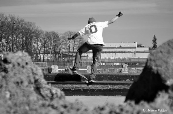 miosnicy-jazdy-na-deskach-i-rolkach-wciaz-bez-skateparku-39579