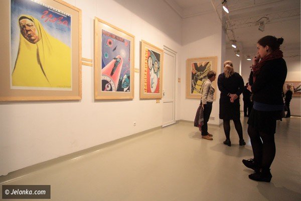 swiat-sie-smieje-lenin-w-1918-roku-i-inne-rosyjskie-plakaty-w-bwa-i-muzeum-karkonoskim-39641