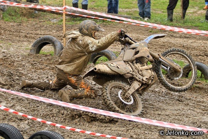 deszcz-i-boto-podczas-xxv-pikniku-cross-country-foto-39655