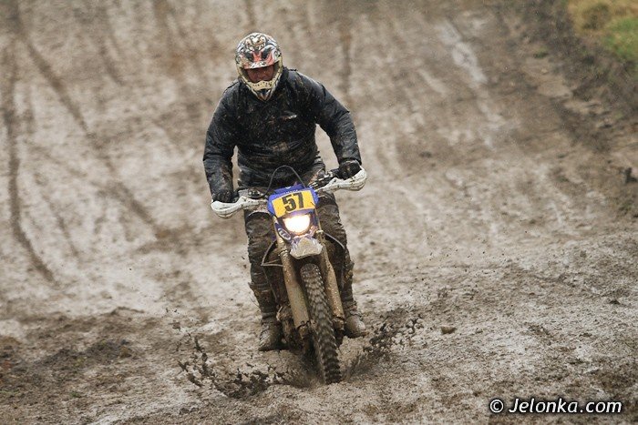deszcz-i-boto-podczas-xxv-pikniku-cross-country-foto-39655