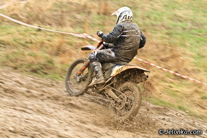 deszcz-i-boto-podczas-xxv-pikniku-cross-country-foto-39655
