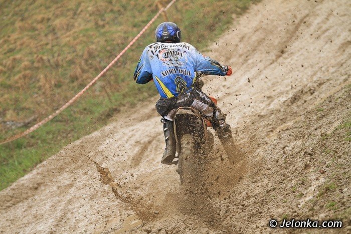 deszcz-i-boto-podczas-xxv-pikniku-cross-country-foto-39655