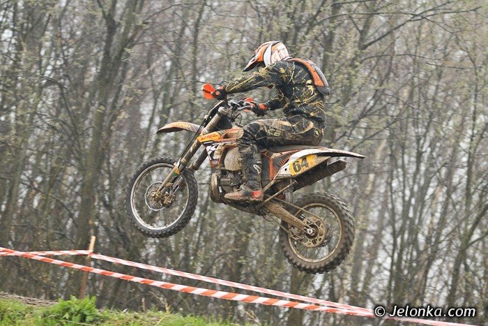 deszcz-i-boto-podczas-xxv-pikniku-cross-country-foto-39655