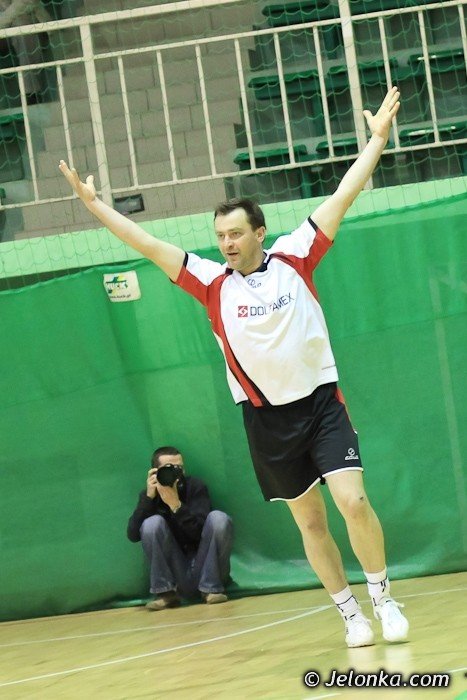 dolfamex-i-kempf-kowary-w-wielkim-finale-jeleniogorskiej-ligi-biznesu-foto-39658