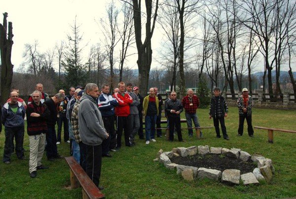 ratowali-rzeke-bobr-w-janowicach-wielkich-39659