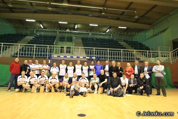 dolfamex-mistrzem-jeleniogorskiej-ligi-biznesu-2012-foto-39727