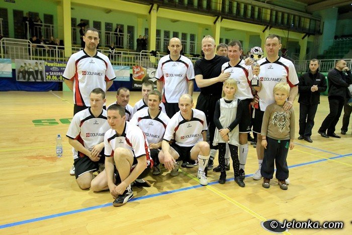 dolfamex-mistrzem-jeleniogorskiej-ligi-biznesu-2012-foto-39727