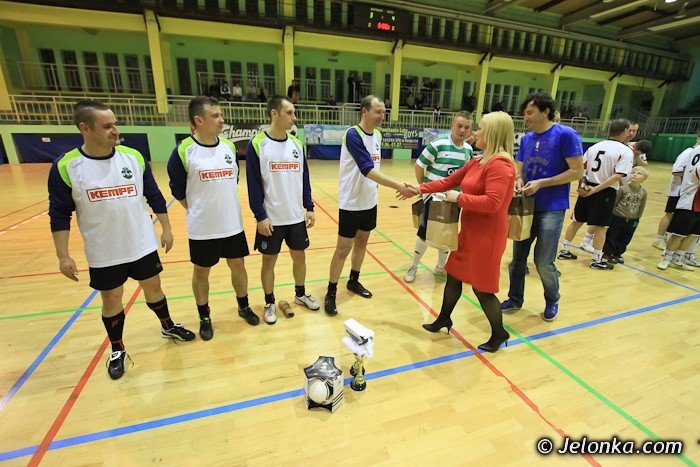 dolfamex-mistrzem-jeleniogorskiej-ligi-biznesu-2012-foto-39727