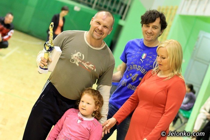dolfamex-mistrzem-jeleniogorskiej-ligi-biznesu-2012-foto-39727