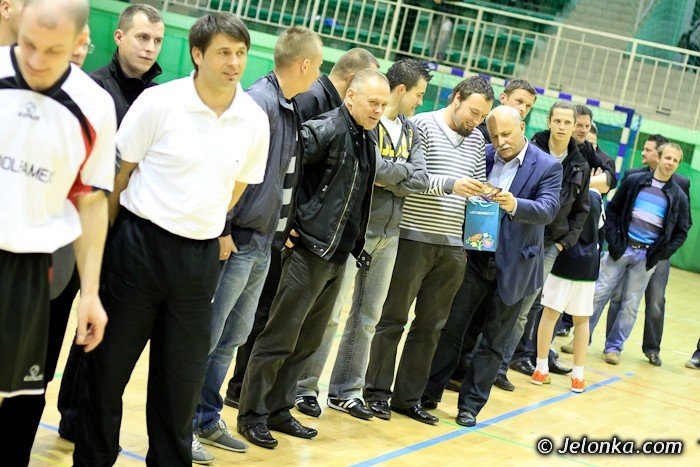 dolfamex-mistrzem-jeleniogorskiej-ligi-biznesu-2012-foto-39727