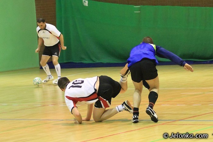dolfamex-mistrzem-jeleniogorskiej-ligi-biznesu-2012-foto-39727