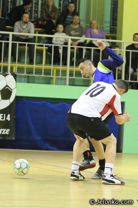 dolfamex-mistrzem-jeleniogorskiej-ligi-biznesu-2012-foto-39727