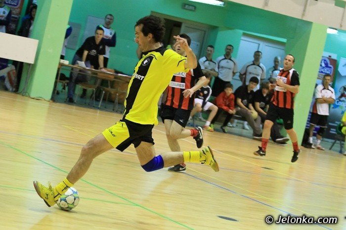 dolfamex-mistrzem-jeleniogorskiej-ligi-biznesu-2012-foto-39727