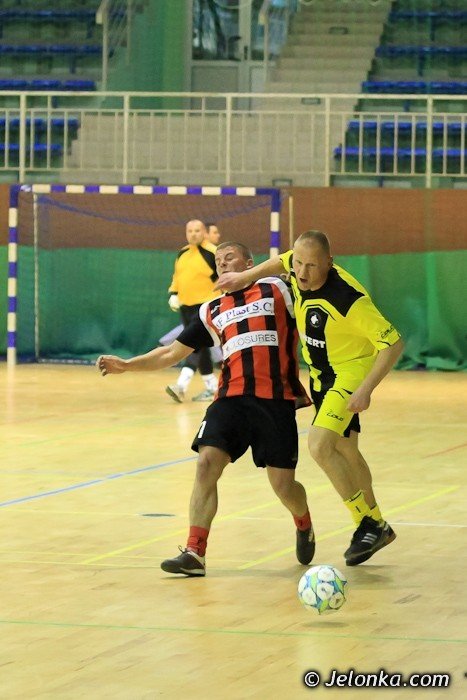 dolfamex-mistrzem-jeleniogorskiej-ligi-biznesu-2012-foto-39727