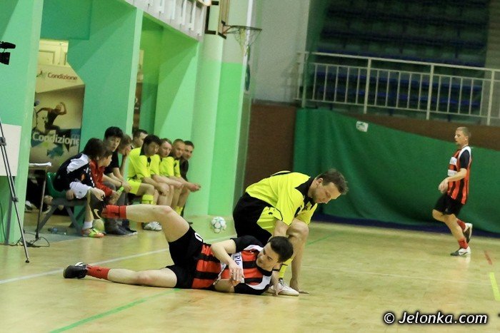 dolfamex-mistrzem-jeleniogorskiej-ligi-biznesu-2012-foto-39727