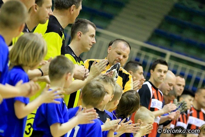 dolfamex-mistrzem-jeleniogorskiej-ligi-biznesu-2012-foto-39727