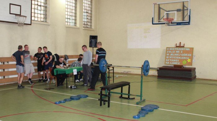 wyciskali-sztange-walczac-o-miano-mistrza-handlowki-foto-39729