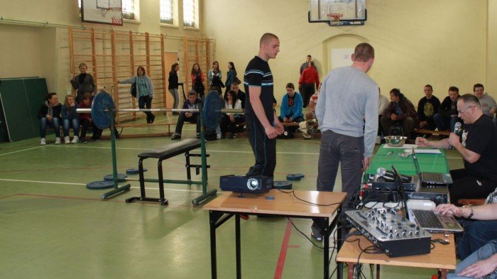 wyciskali-sztange-walczac-o-miano-mistrza-handlowki-foto-39729