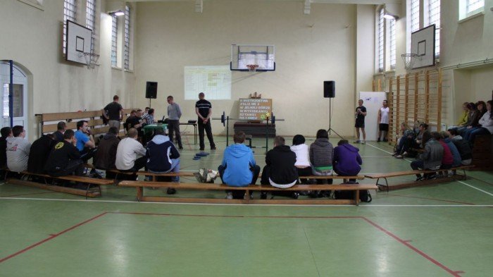 wyciskali-sztange-walczac-o-miano-mistrza-handlowki-foto-39729