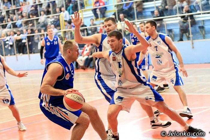 smutek-ogarna-sudecka-hale-foto-39750