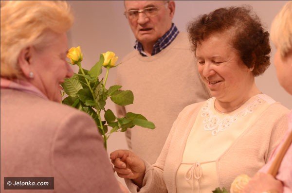 seniorzy-pokazali-swiat-w-obiektywie-w-nowej-galerii-na-gorze-39814