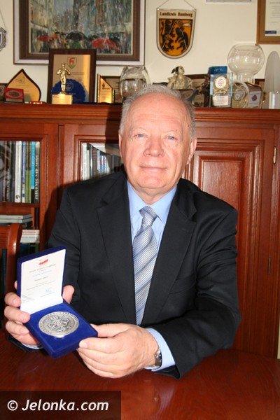 olimpijski-medal-dla-jeleniogorskiego-starosty-39830