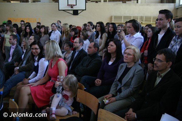 pozegnanie-absolwentow-w-sobieszowskim-technikum-39840