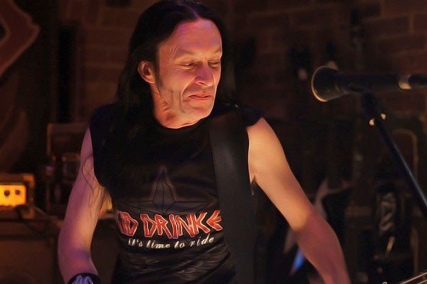 Titus wokalista Acid Drinkers. Koncert w klubie Jazgot.