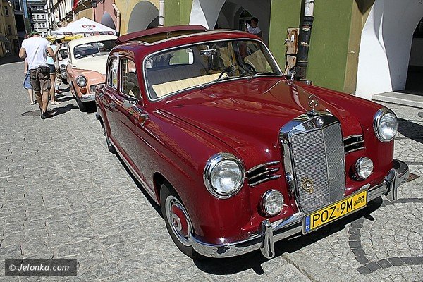 oldschoolowe-bryki-i-motory-zaprezentowano-pod-ratuszem-39890