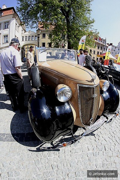 oldschoolowe-bryki-i-motory-zaprezentowano-pod-ratuszem-39890