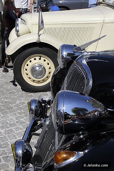 oldschoolowe-bryki-i-motory-zaprezentowano-pod-ratuszem-39890