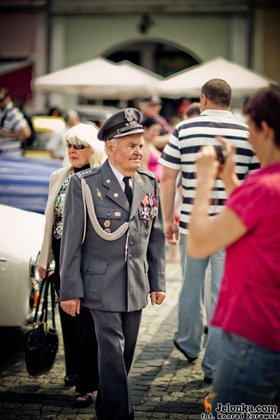 oldschoolowe-bryki-i-motory-zaprezentowano-pod-ratuszem-39890