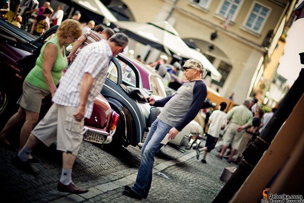 oldschoolowe-bryki-i-motory-zaprezentowano-pod-ratuszem-39890