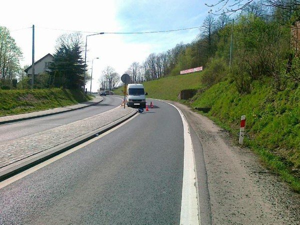 pijany-kierowca-busa-jecha-pod-prad-krajowa-trojka-39923