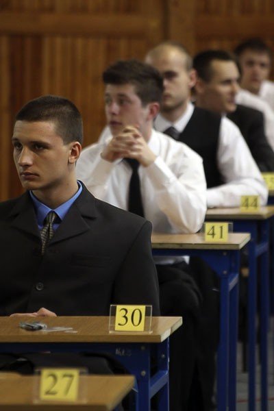 matura-2012-rozpoczeta-egzamin-z-polskiego-nie-by-najgorszy-39932