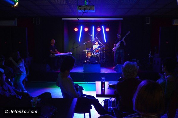 kumple-zagrali-w-kwadracie-taki-jazz-to-my-lubimy-39946