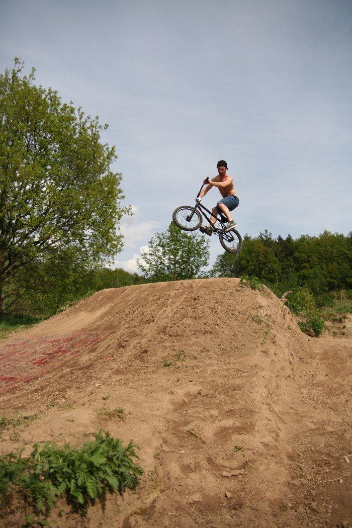 modzi-nie-doczekali-sie-skateparku-i-sami-go-zbudowali-39964