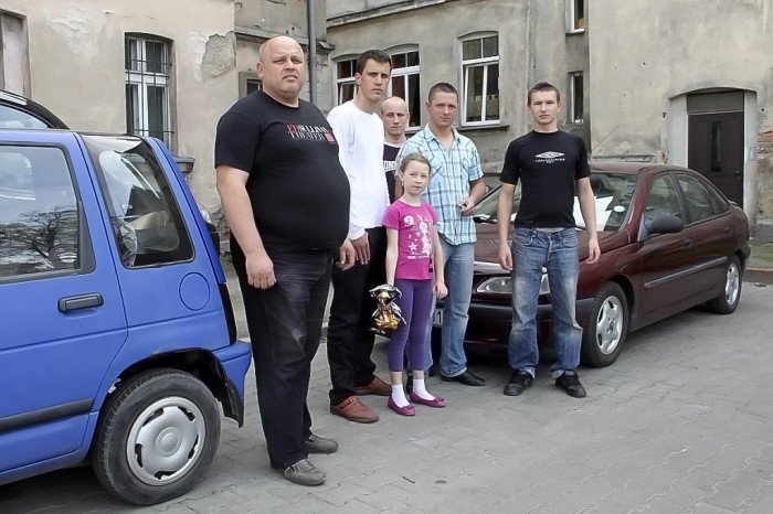 przez-parking-pod-oknami-zycie-zmienio-sie-w-pieko-40070
