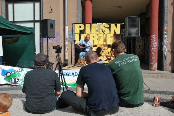 z-regionalna-piosenka-na-wrocawskim-rynku-40131
