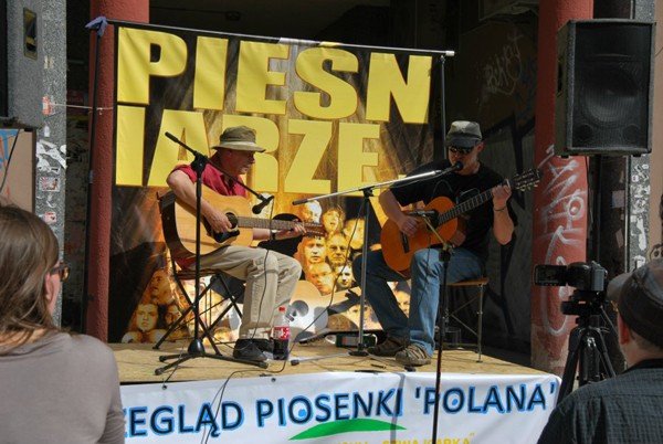 z-regionalna-piosenka-na-wrocawskim-rynku-40131