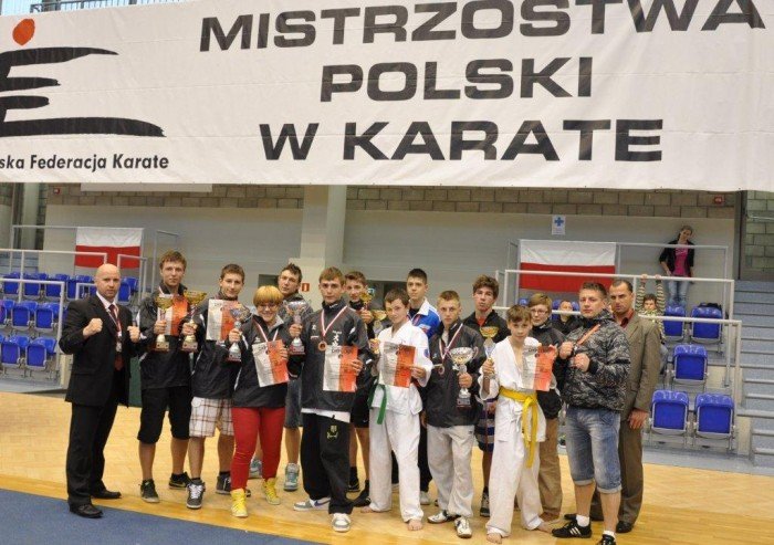 zawodnicy-jk-oyama-zdobyli-8-medali-w-mistrzostwach-polski-foto-40142