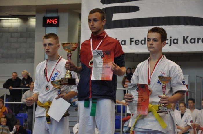 zawodnicy-jk-oyama-zdobyli-8-medali-w-mistrzostwach-polski-foto-40142