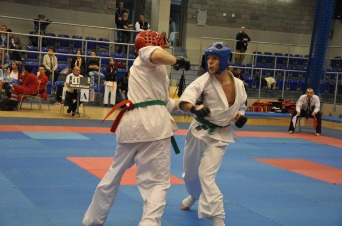 zawodnicy-jk-oyama-zdobyli-8-medali-w-mistrzostwach-polski-foto-40142