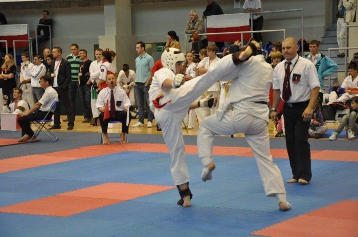zawodnicy-jk-oyama-zdobyli-8-medali-w-mistrzostwach-polski-foto-40142