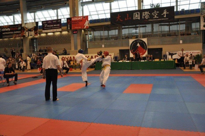 zawodnicy-jk-oyama-zdobyli-8-medali-w-mistrzostwach-polski-foto-40142