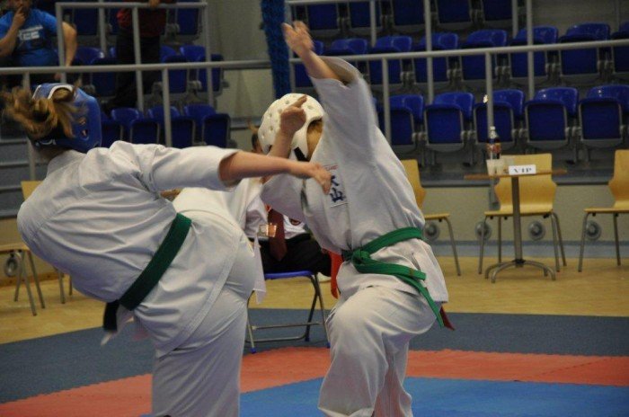 zawodnicy-jk-oyama-zdobyli-8-medali-w-mistrzostwach-polski-foto-40142