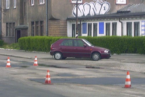 Nawierzchnia jezdni będzie w miarę gładka.