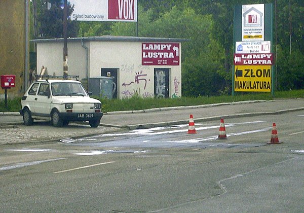 po-ulicach-z-przeszkodami-4015