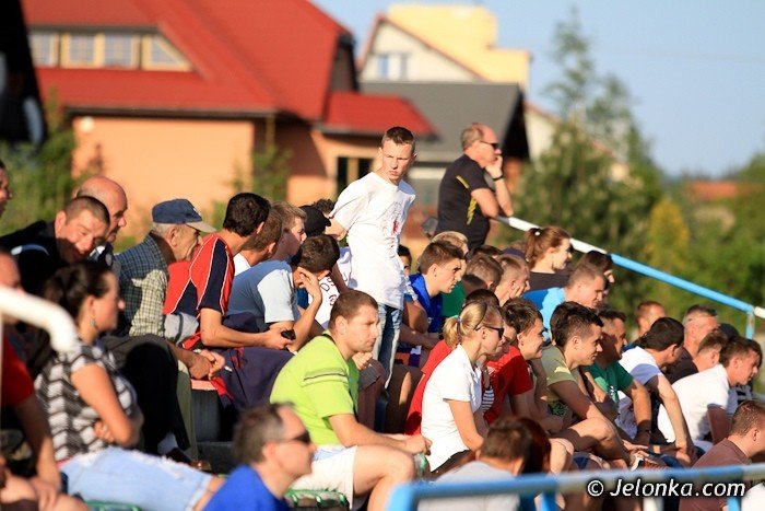 szujewski-eliminuje-lotnika-z-walki-o-awans-foto-40203