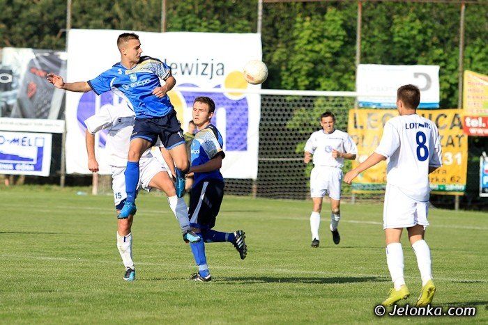 szujewski-eliminuje-lotnika-z-walki-o-awans-foto-40203